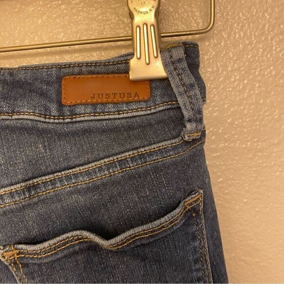 JustUSA mid high rise frayed hem stretch skinny jeans dark wash size 26 /28L - Picture 6 of 11